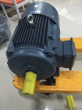 Authentic Jinhua motor, Jiangtian motor, YJT-180M-2-22KW motor detail image 1