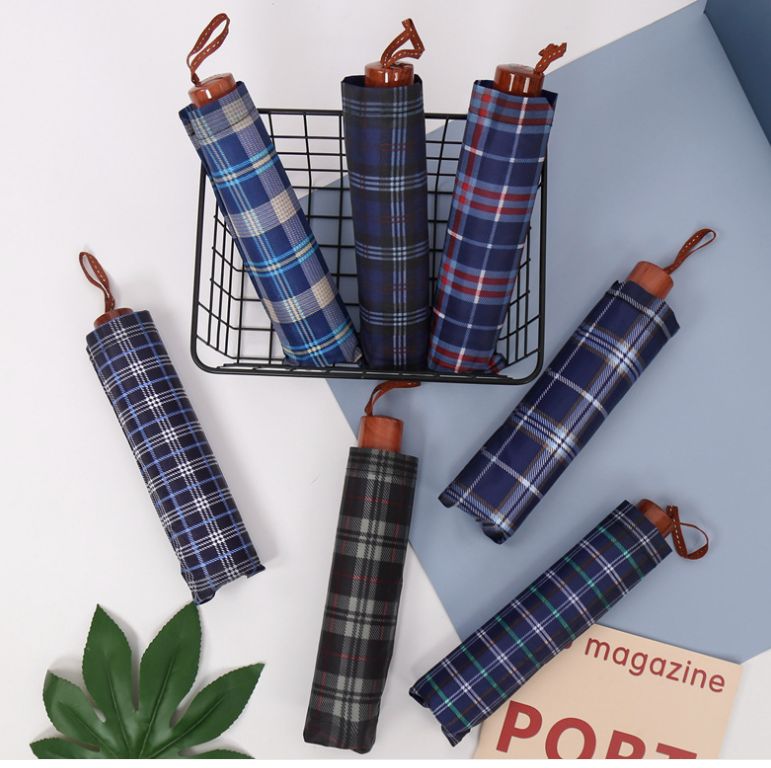 10-bone enlarged men's checkered double three-fold umbrella, creative folding umbrella, always available umbrella