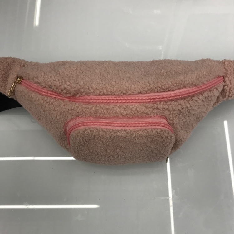 粉丝毛绒腰包