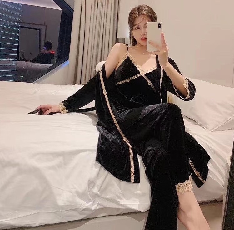 The new Autumn/winter 2020 Korean version of plush Pajjamas for women autumn/winter 2020 new three-piece set of sexy lace suspenders with chest cushion for home wear trouser suit for little sister goddess must thumbnail