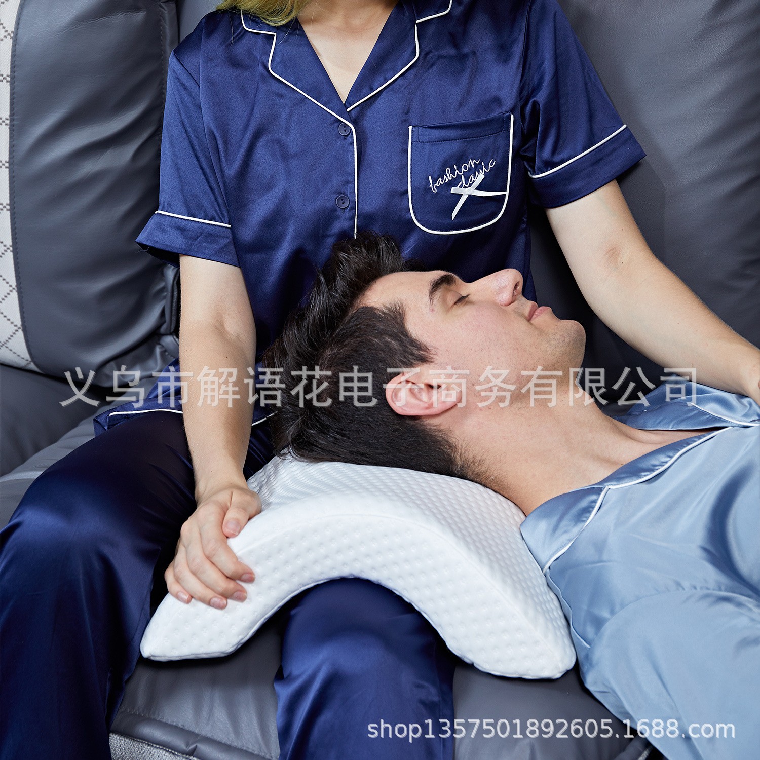 厂家直销 外贸新款 情侣枕 X型枕 慢回弹记忆棉枕芯 跨境爆款详情图5