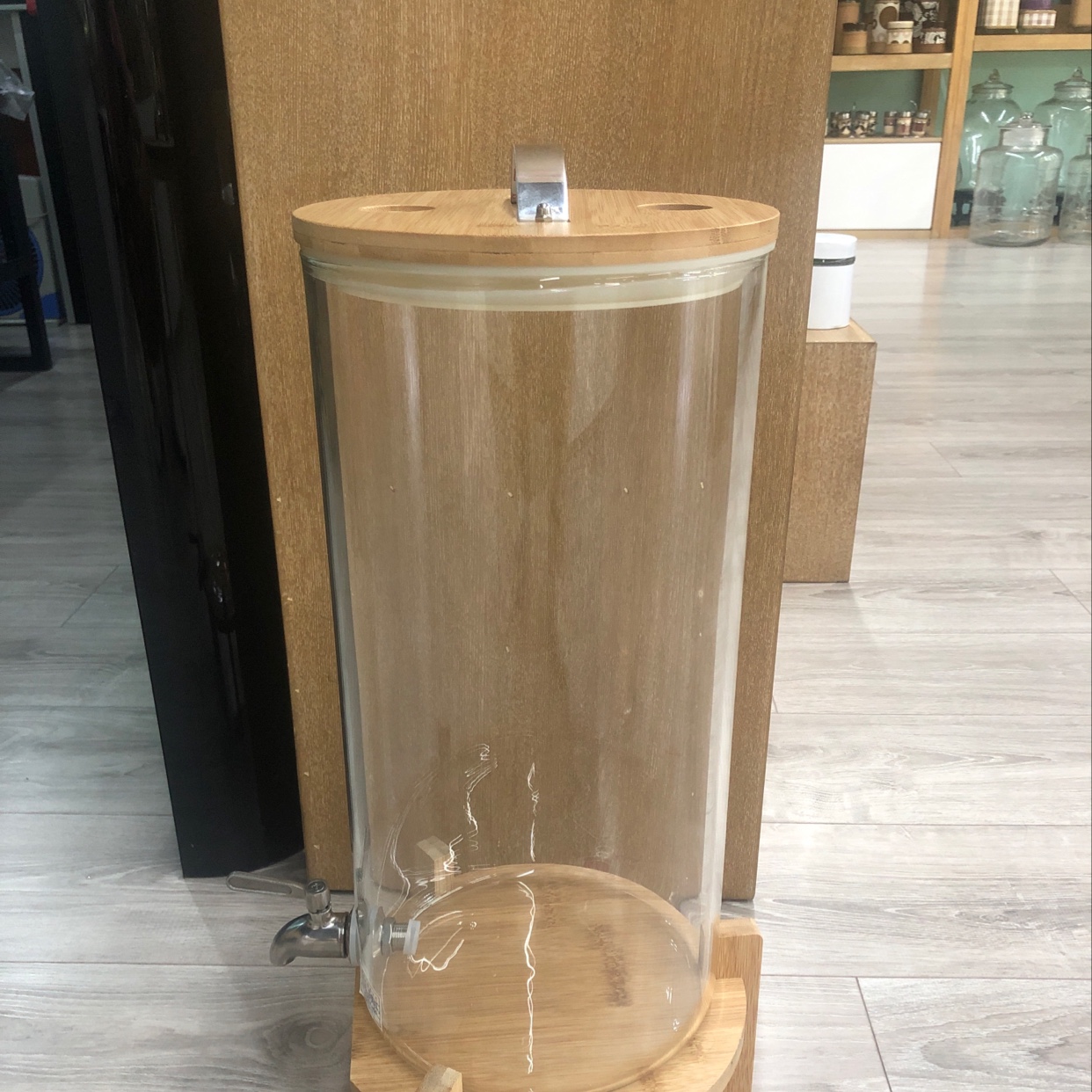 High borosilicate glass bottle thumbnail