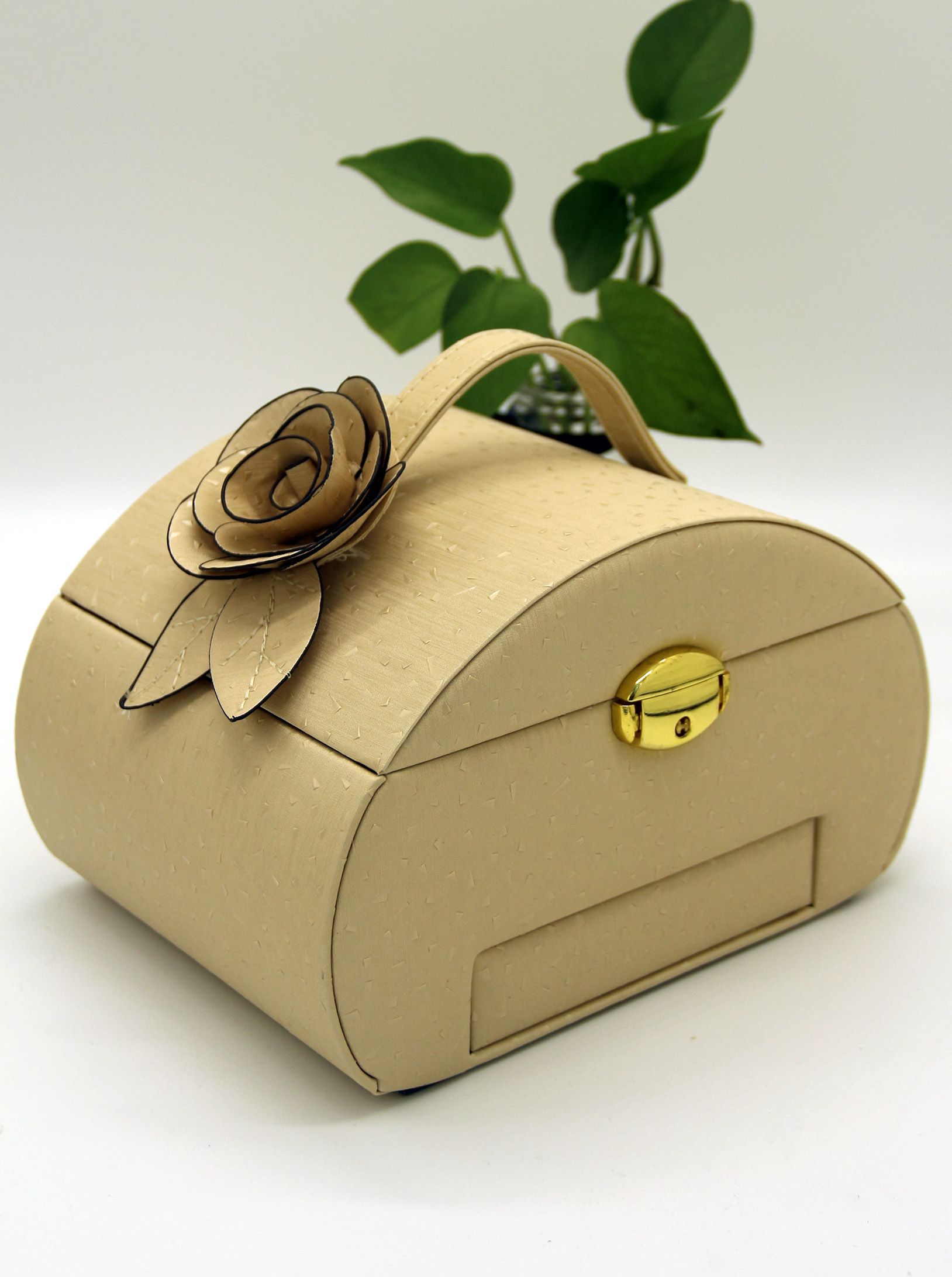Multi-functional jewelry box Can be customized make-up box toolbox 053 full figure