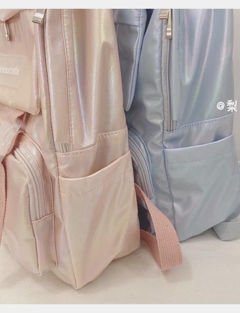 2020 new versatile gradient laser bag. Alan loves you. The new wild classics are gone.细节图