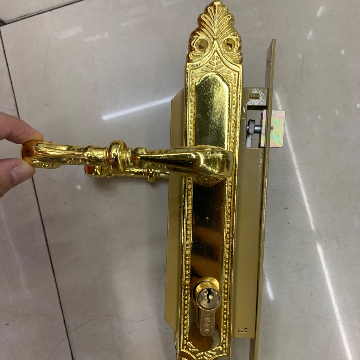 مقبض زنك ألومنيوم