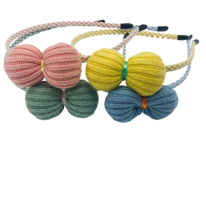 Plush wool ball South Korean girl hair band super cute simple pressure hair headwear hairy seamless headband details Picture