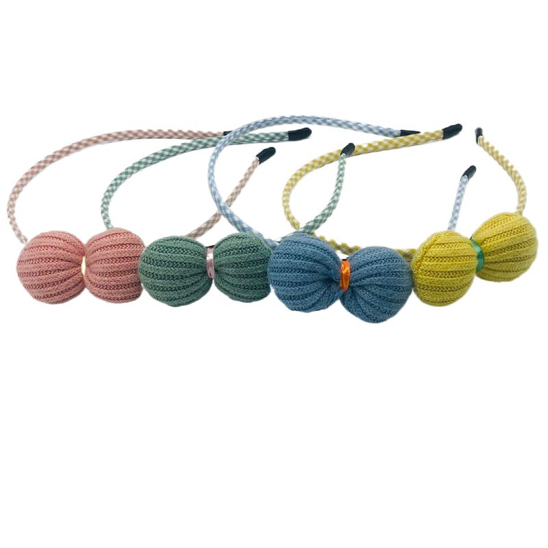 Plush wool ball South Korean girl hair band super cute simple pressure hair headwear hairy seamless headband Item Picture