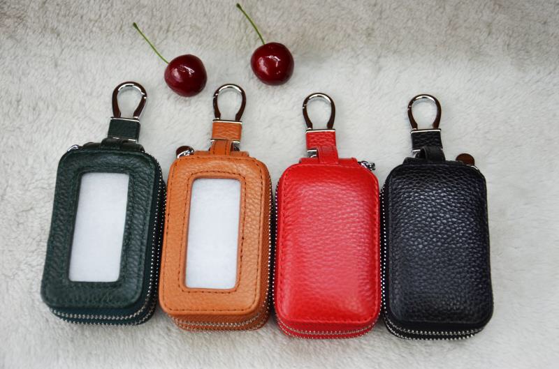 汽车钥匙真皮扣包白底实物图