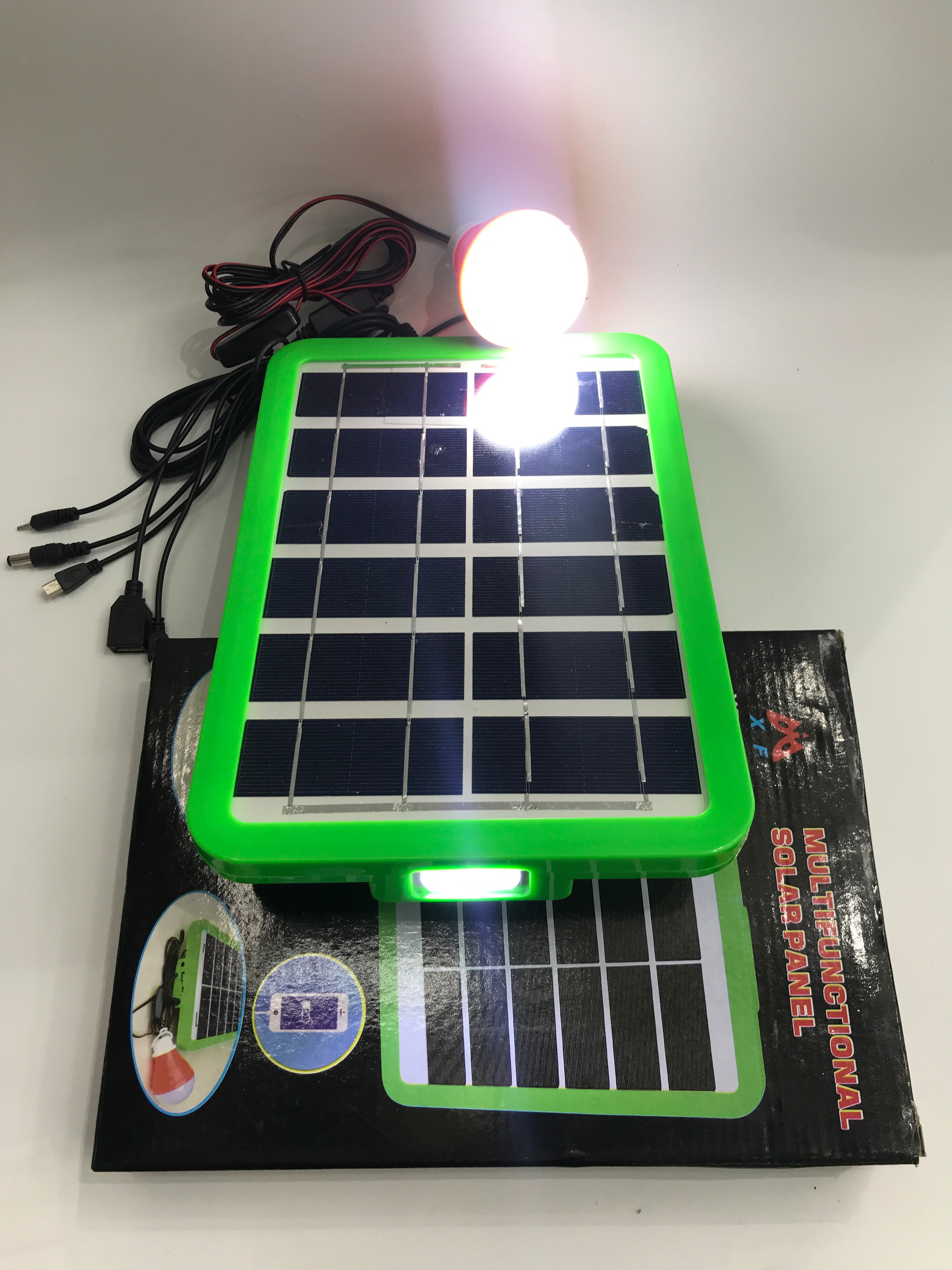 小太阳能电池板带一拖五USB手机充电带灯5 w组功率小型板子详情图5