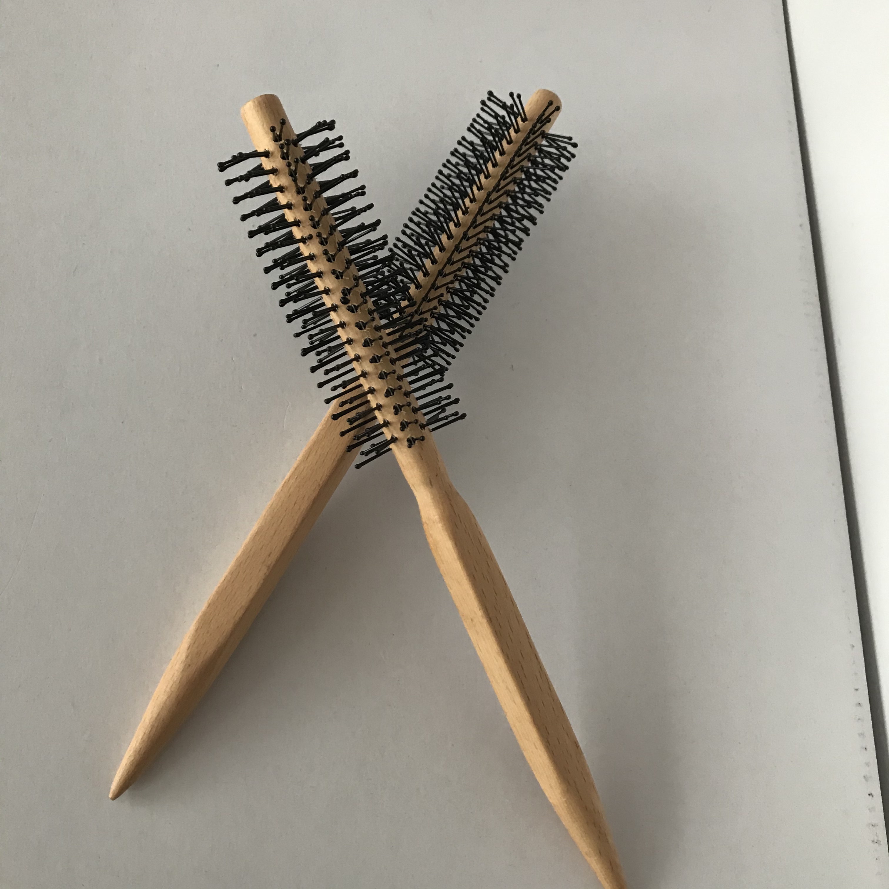 Special comb for boys and girls with air bangs Item Picture