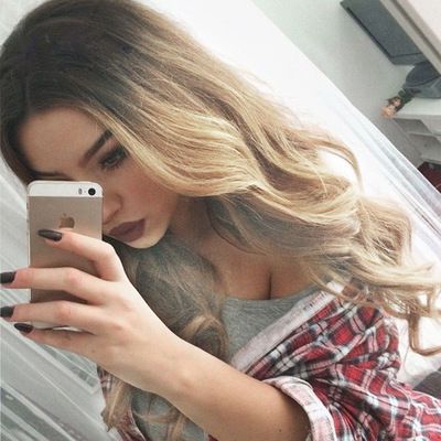 New style, European and American curly hair sell like hot cakes thumbnail
