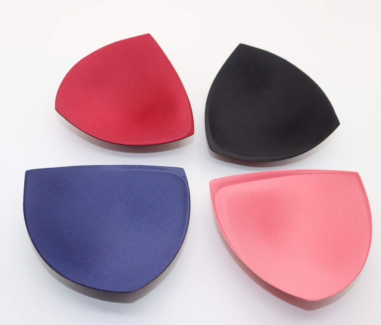 厂家直销高品质舒适服装辅料三角按摩AB罩杯详情图1