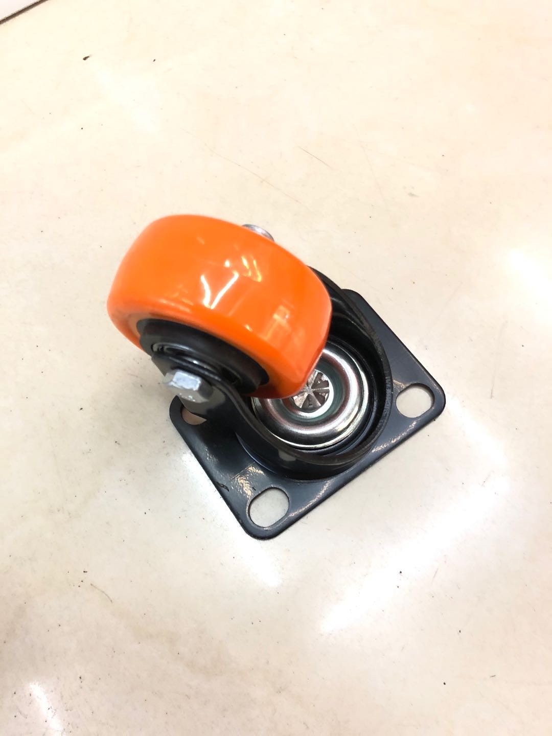 小金钻脚轮万向轮产品图