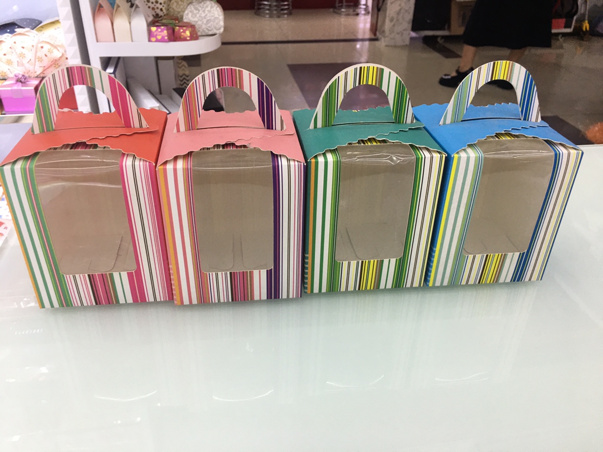 手提甜品包装盒现货批发厂家直销来样订做蛋糕礼盒