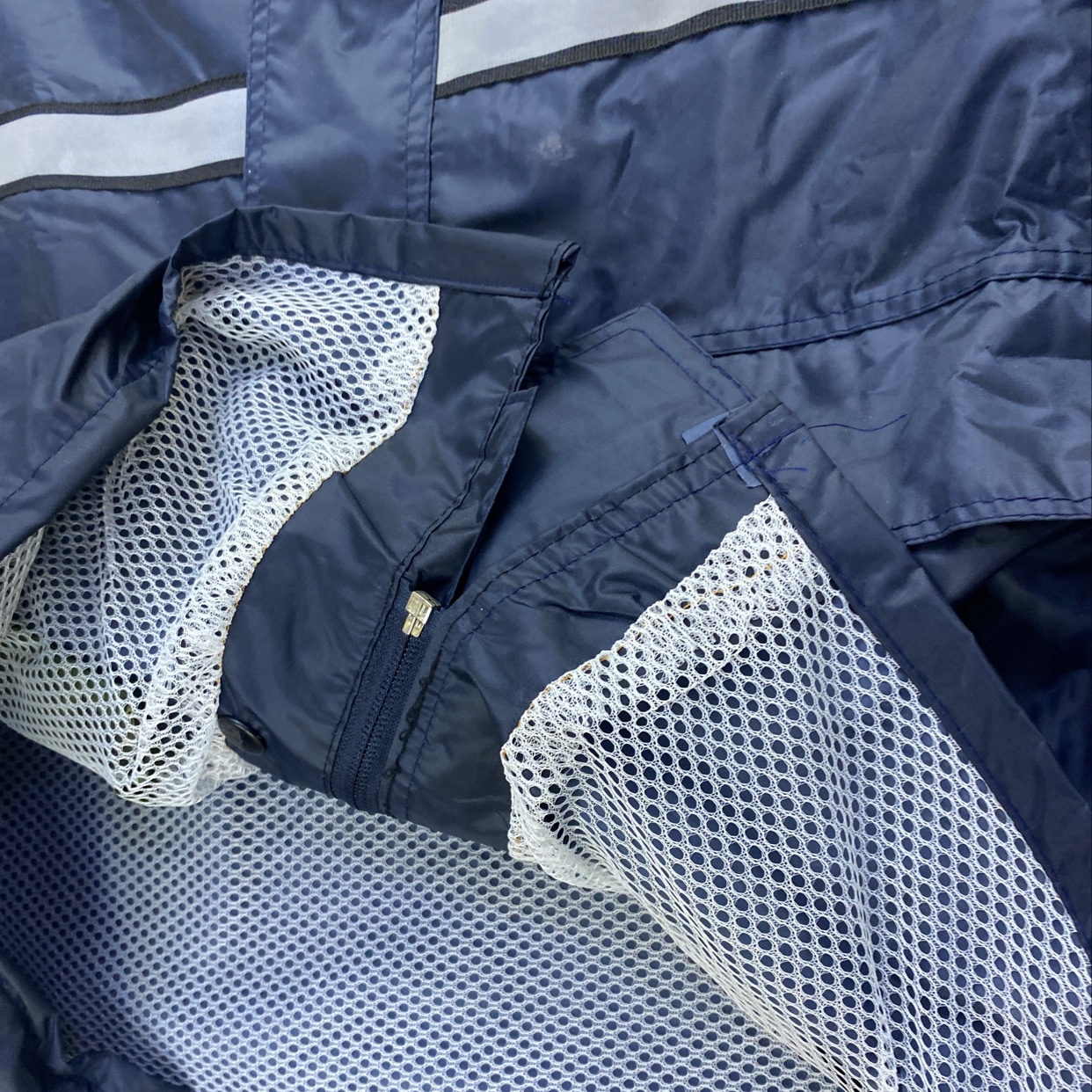 Pvc Navy Reflective Strip Double-Layer Suit Application Scenario