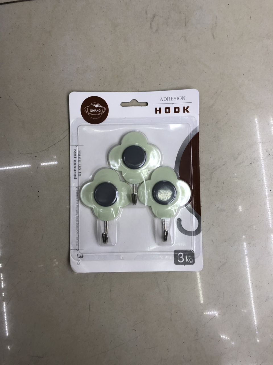 塑料粘钩13