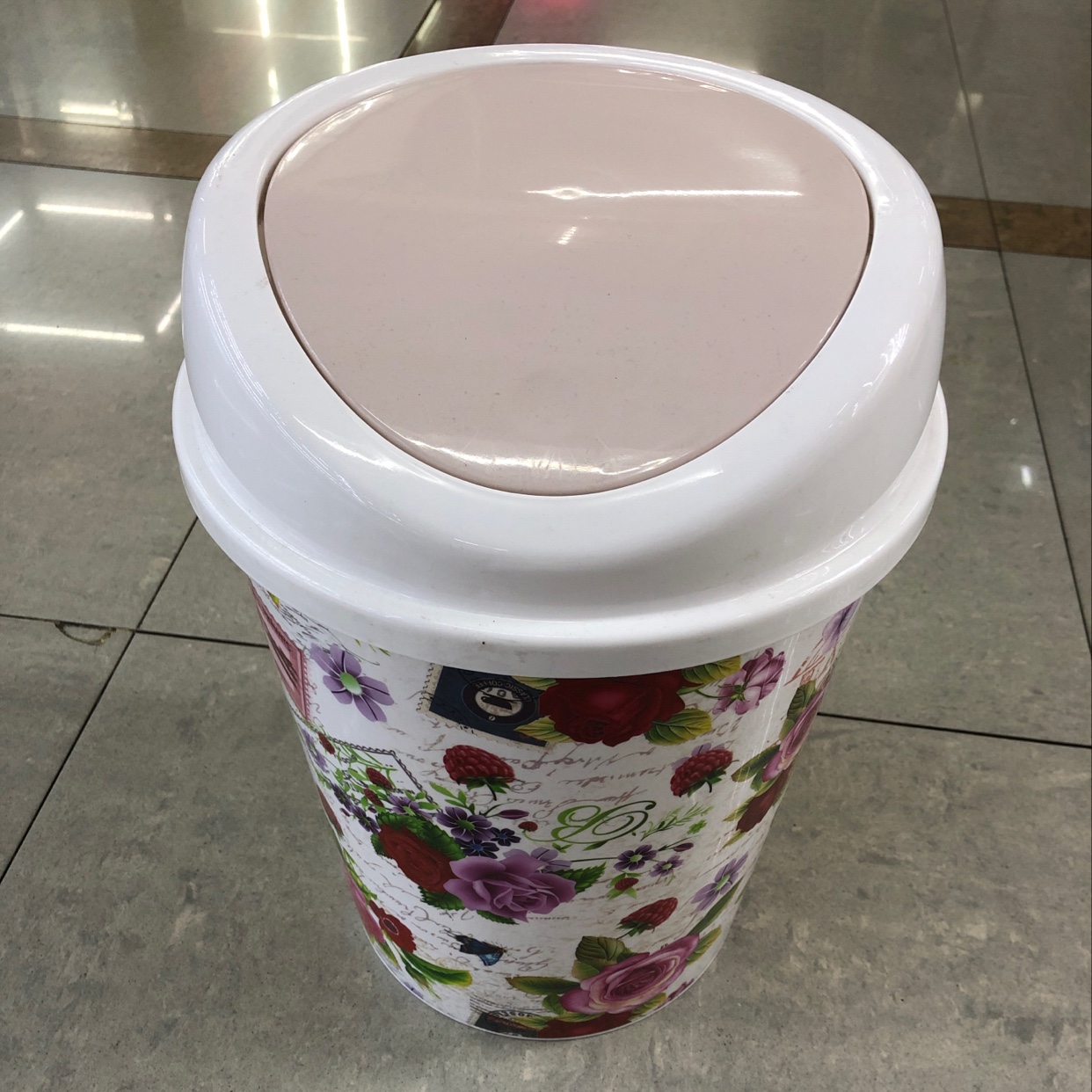 圆形特大号垃圾桶
