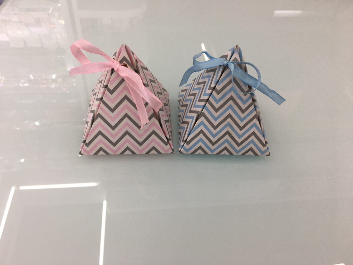 糖果甜品包装盒现货批发厂家直销来样订做镂空雕花蛋糕礼盒