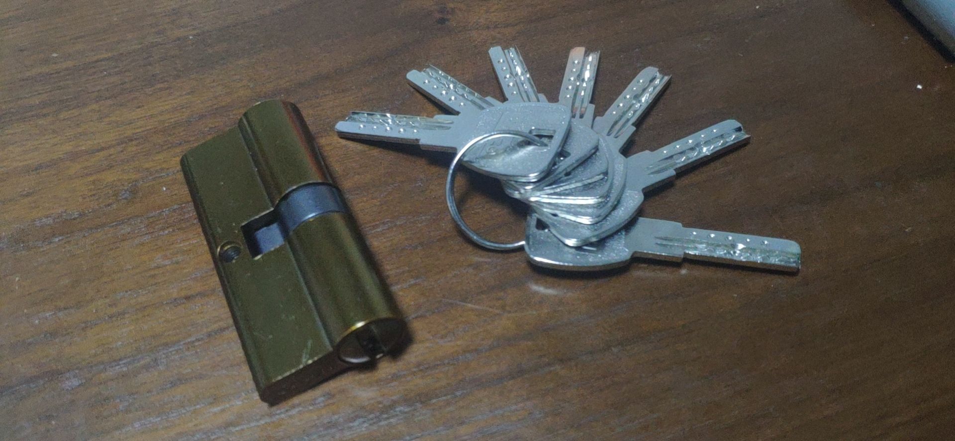 70mm高档锌合金铜弹铜封锁芯cylinder