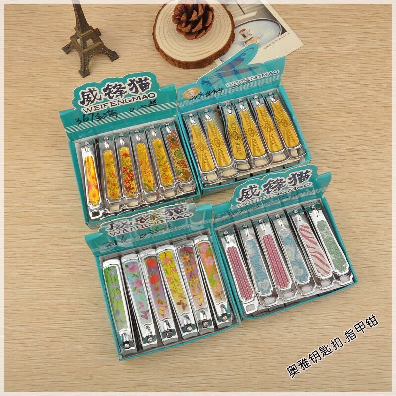 Carbon steel nail clippers Nail clippers large nail clippers pedicure knife details Picture