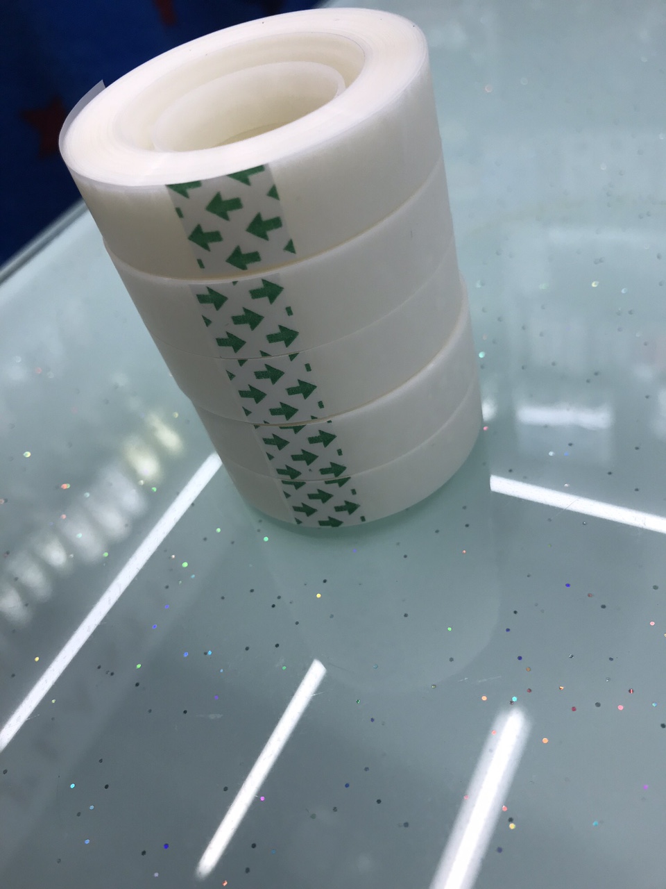Invisible tape thumbnail