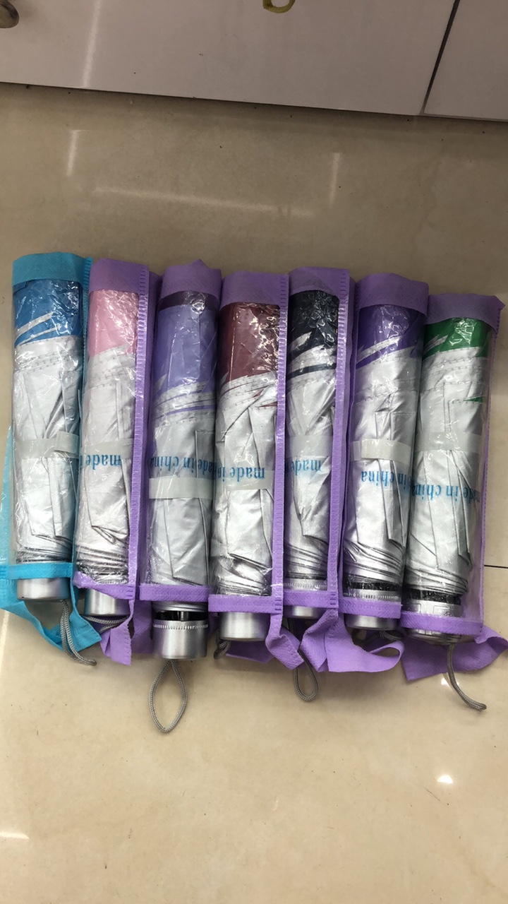 7-fold silver plastic umbrella with a 30% discount