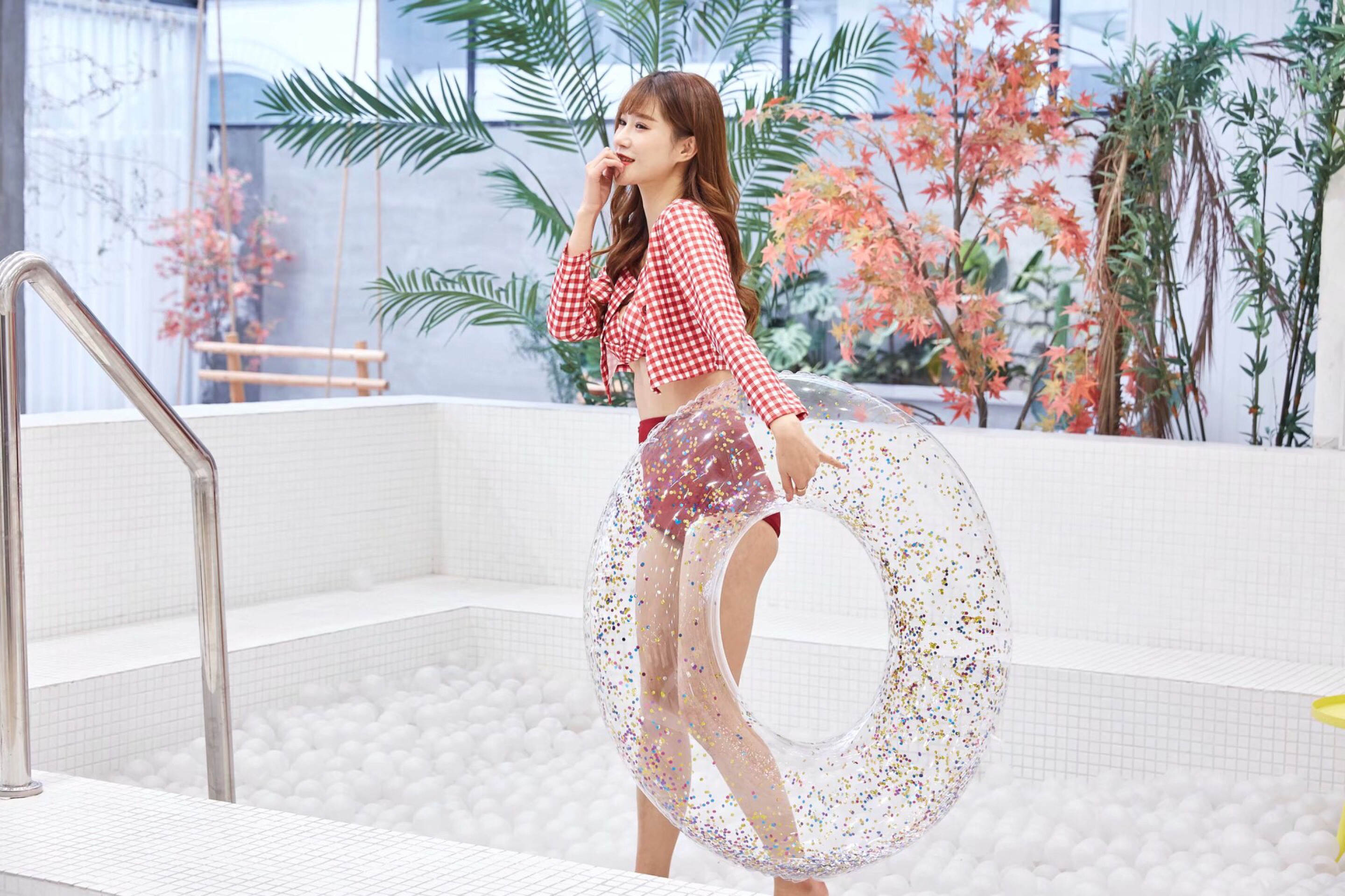 Sequined swimming ring undefined