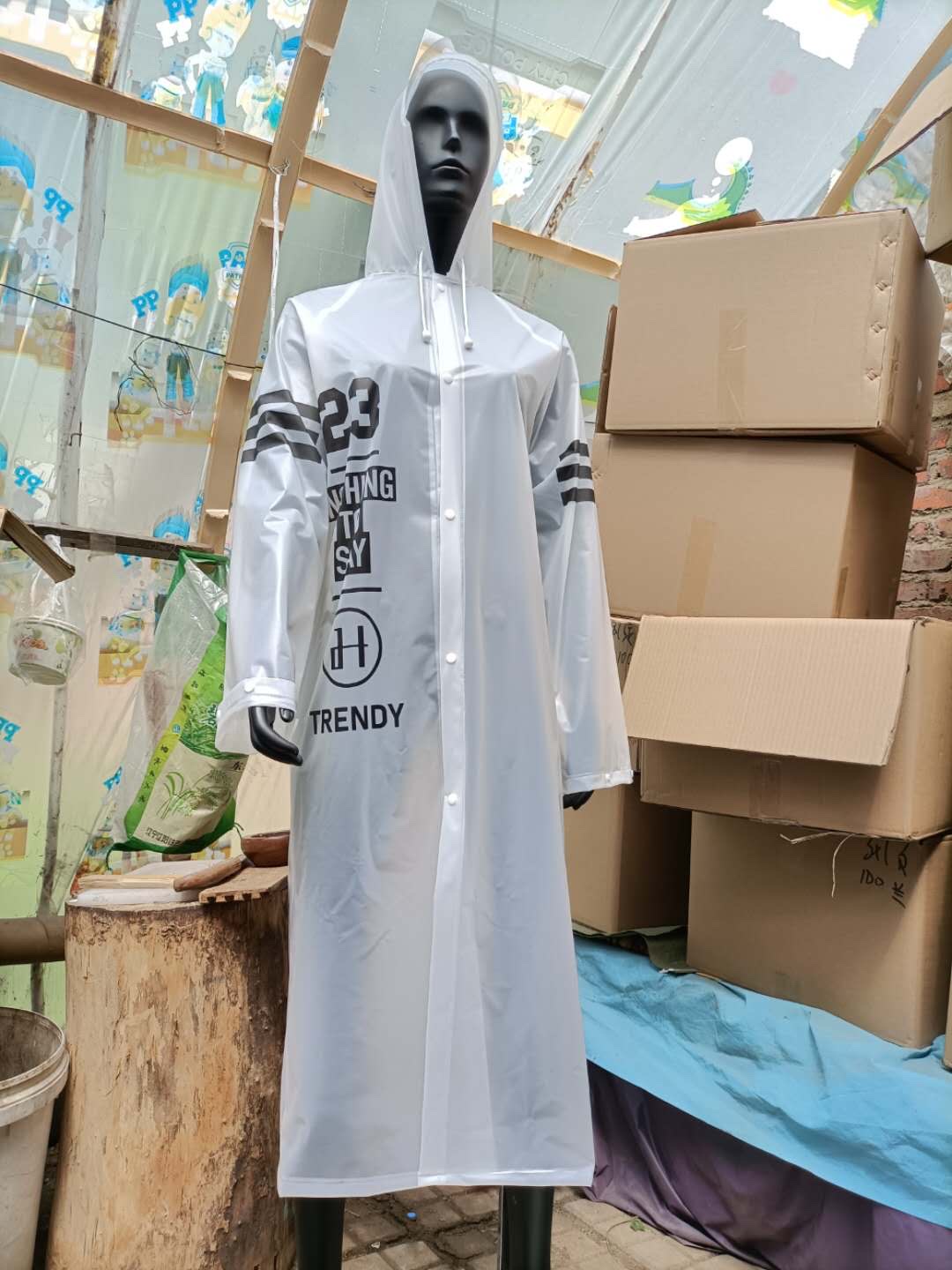 New Korean Hiking Backpack Raincoat Adult Raincoat Application Scenario