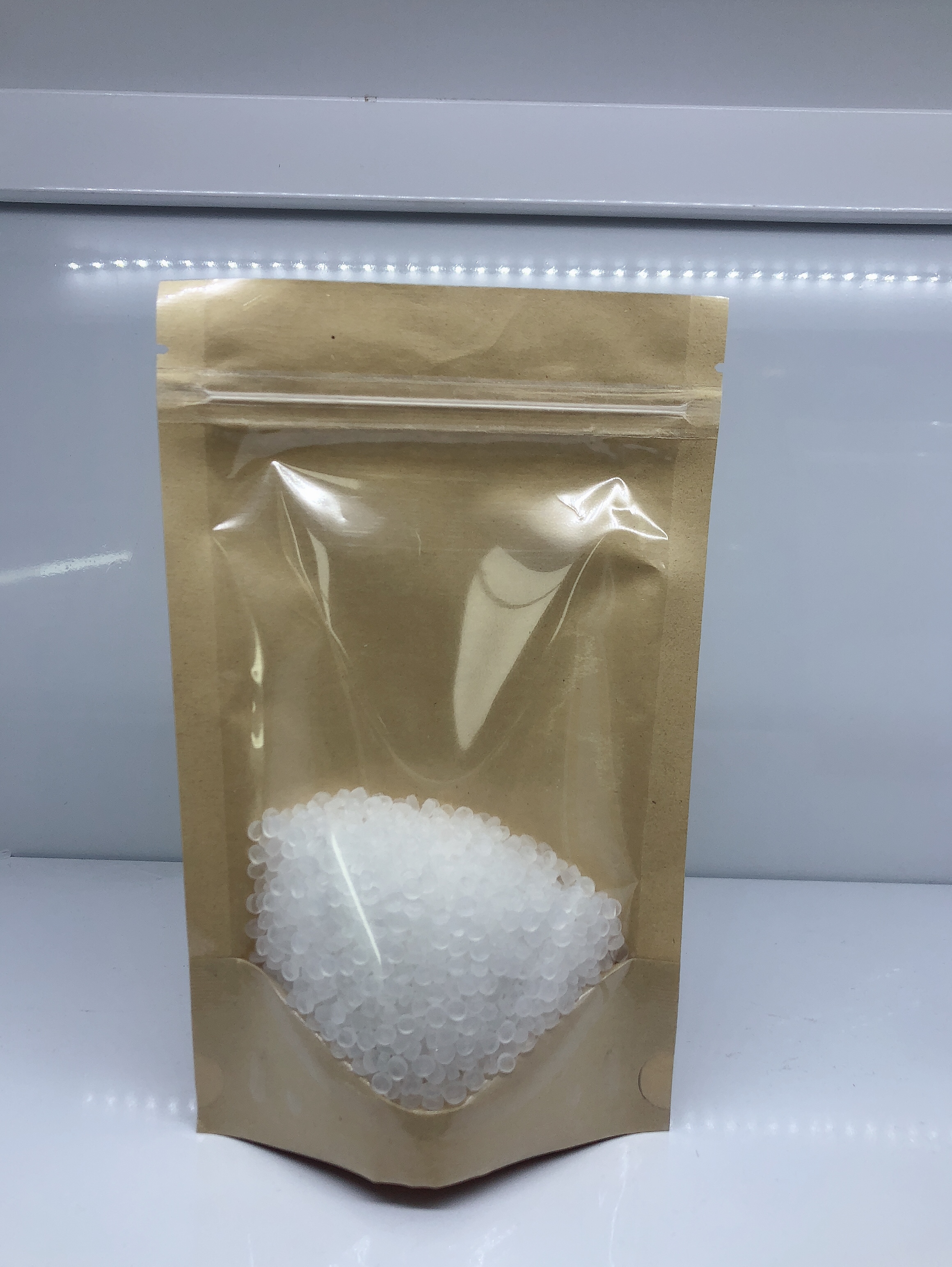 食品袋，牛皮纸袋，阴阳袋，坚果袋、礼品袋白底实物图