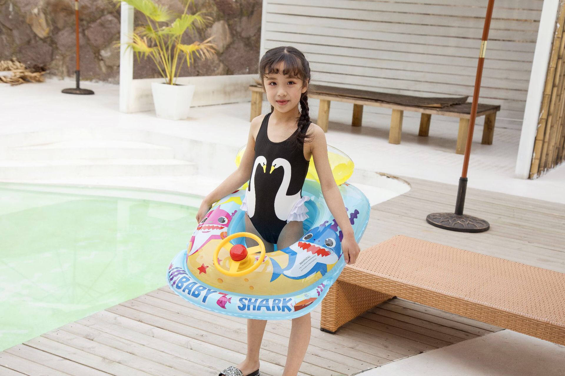 In-stock ins thickened children's seat with steering wheel, sponge bottom infant seat, children's swimming ring and life buoy undefined