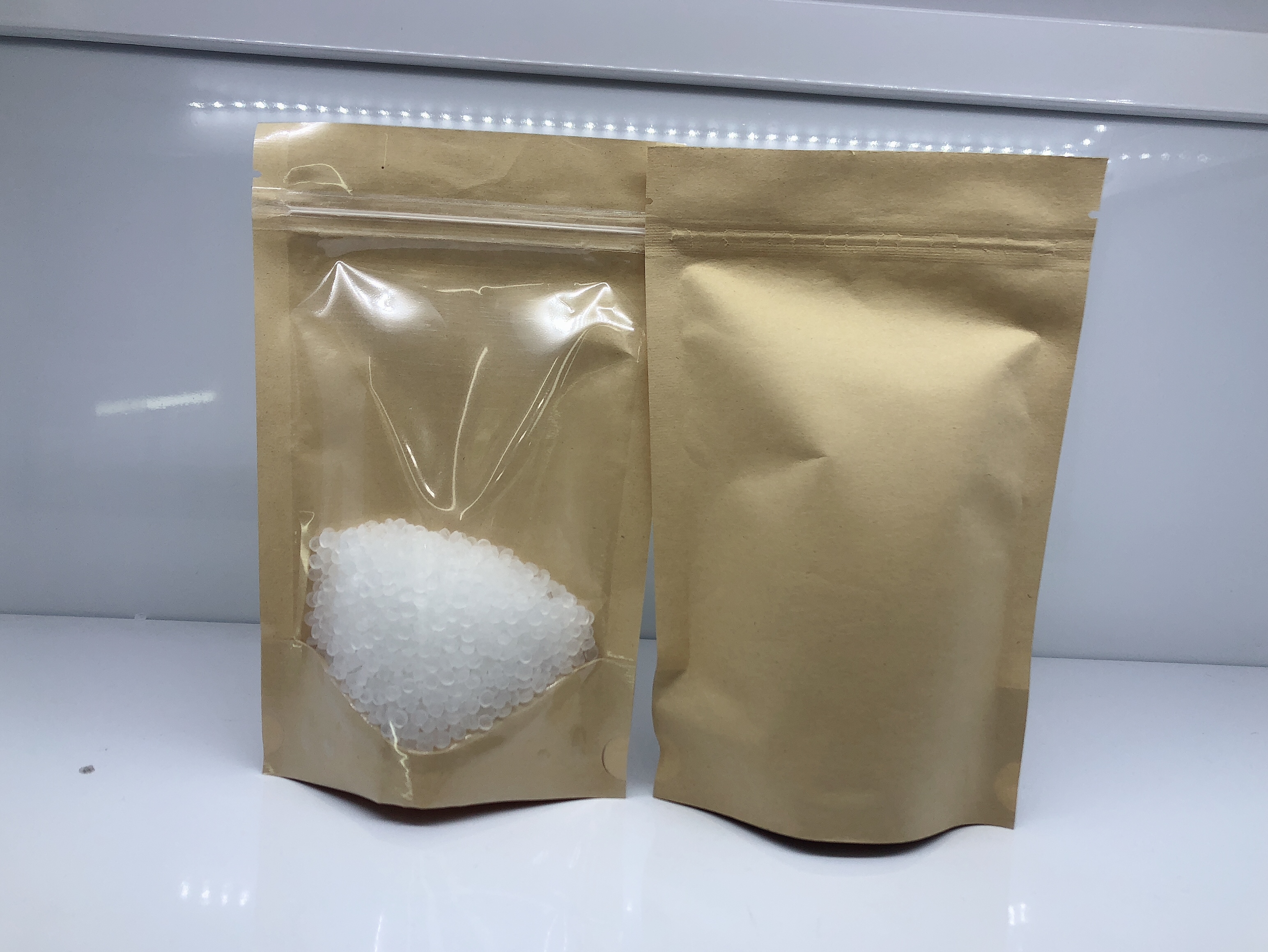 食品袋，牛皮纸袋，阴阳袋，坚果袋、礼品袋产品图