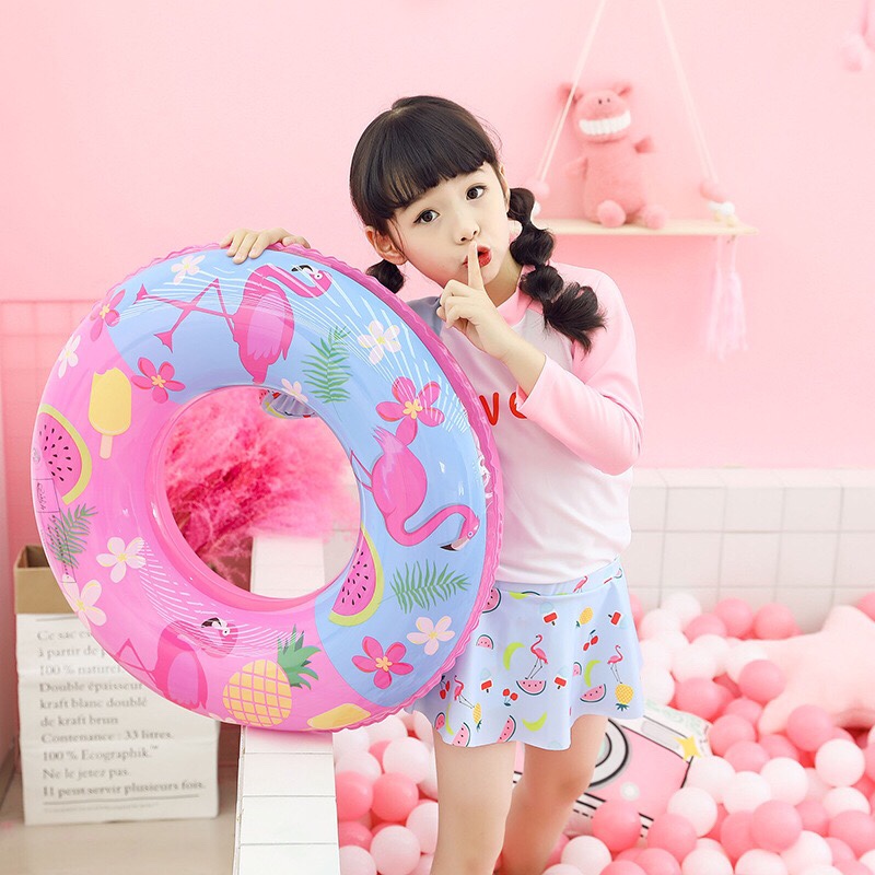 Wholesale of summer flamingo swimming rings, thickened swimming float rings, inflatable swimming rings, life buoys and other water products in stock Application Scenario