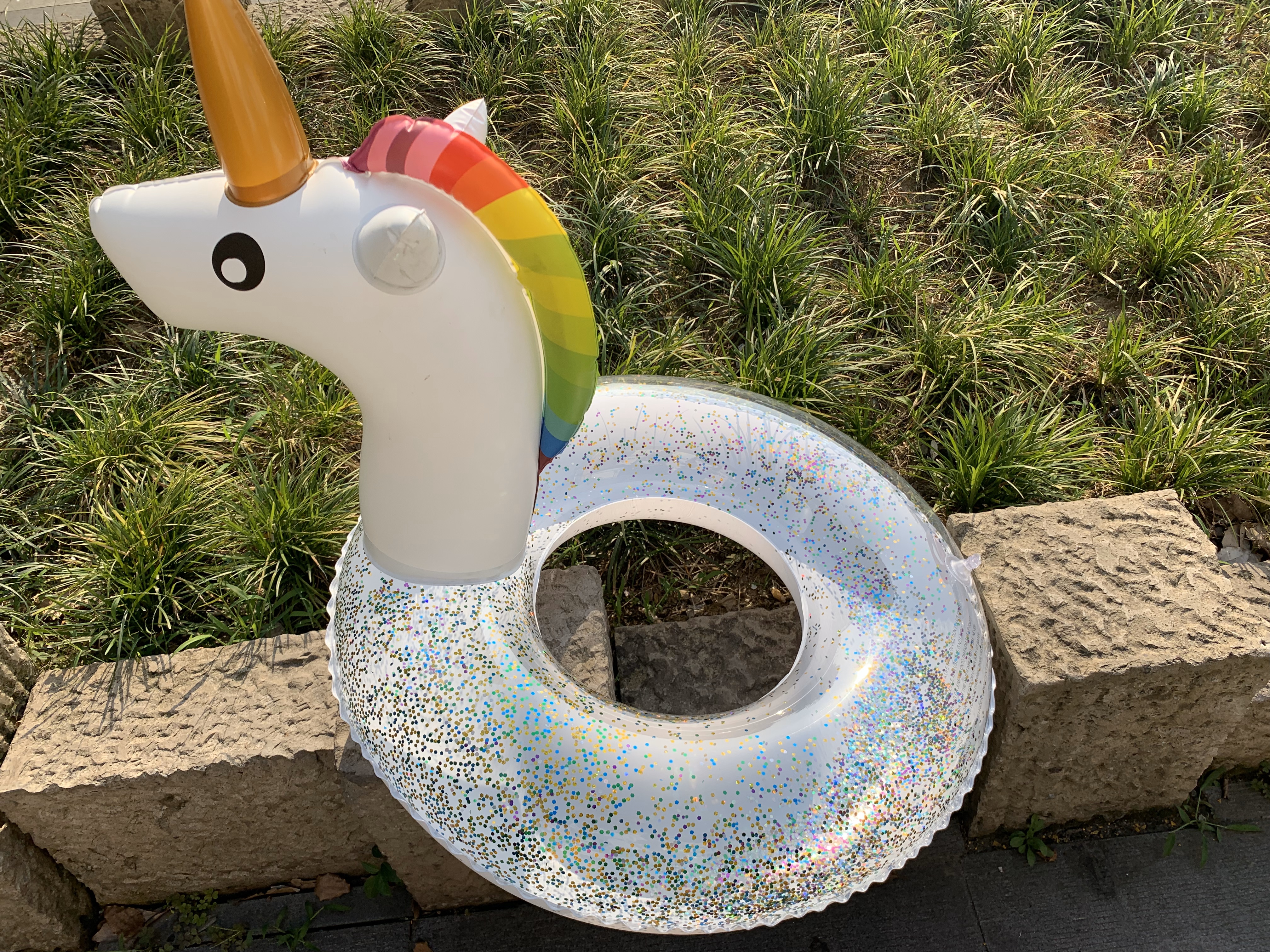 品名：70亮片火烈鸟/70亮片独角   
价格/prie：7.5/8.5元
装箱数：150pcs细节图