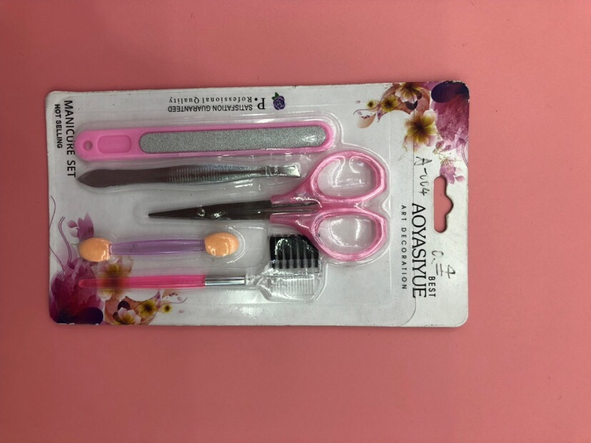 A-004 Beauty Kit Tool Manicure care and maintenance kit