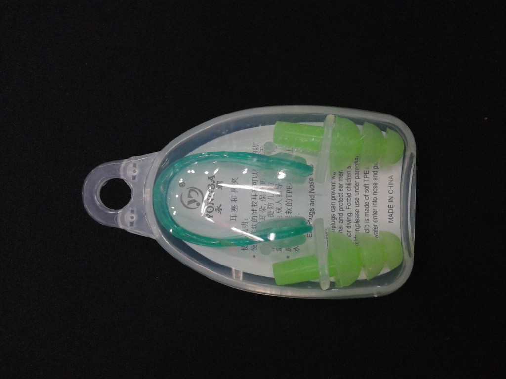 厂家大量批发 圆盒鼻夹耳塞套装 游泳配件 游泳池装备款 随机混色详情图7
