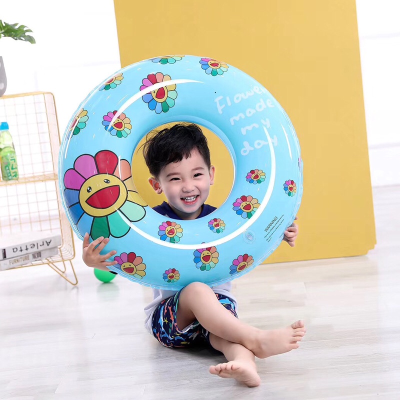 Thickened inward-flipping sunflower swimming ring Application Scenario