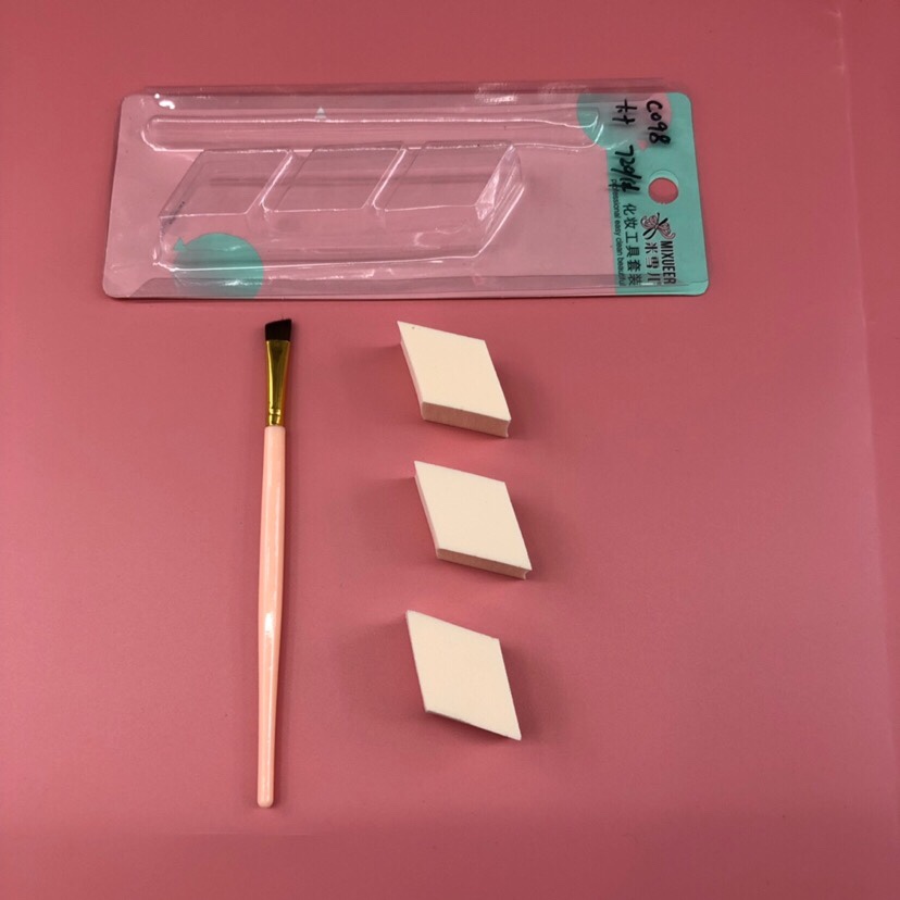 C098 单支刷+3pcs小粉扑插卡套装细节图