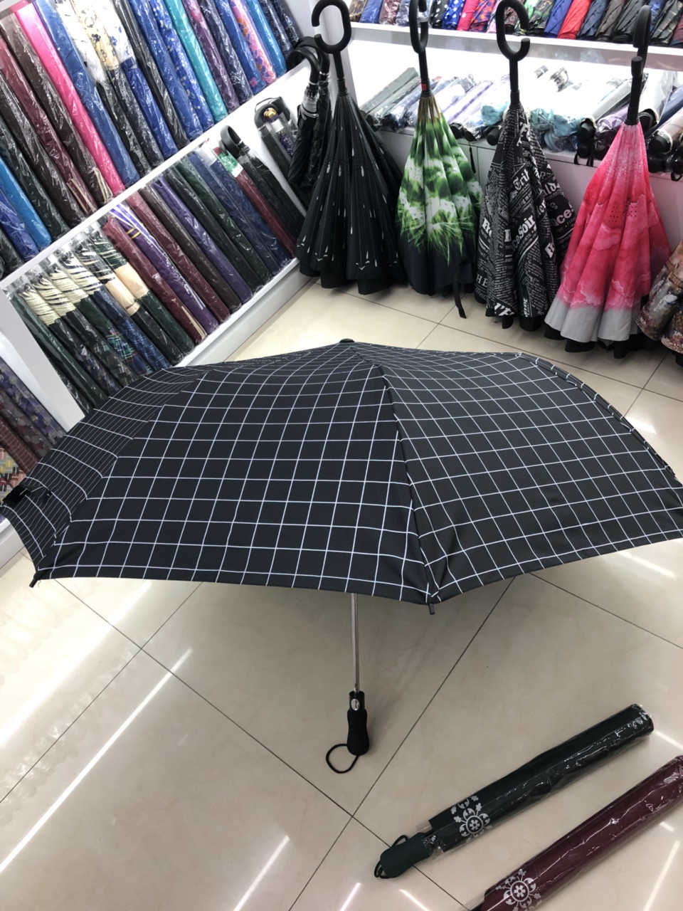 Two-Fold Vinyl Plaid Umbrella