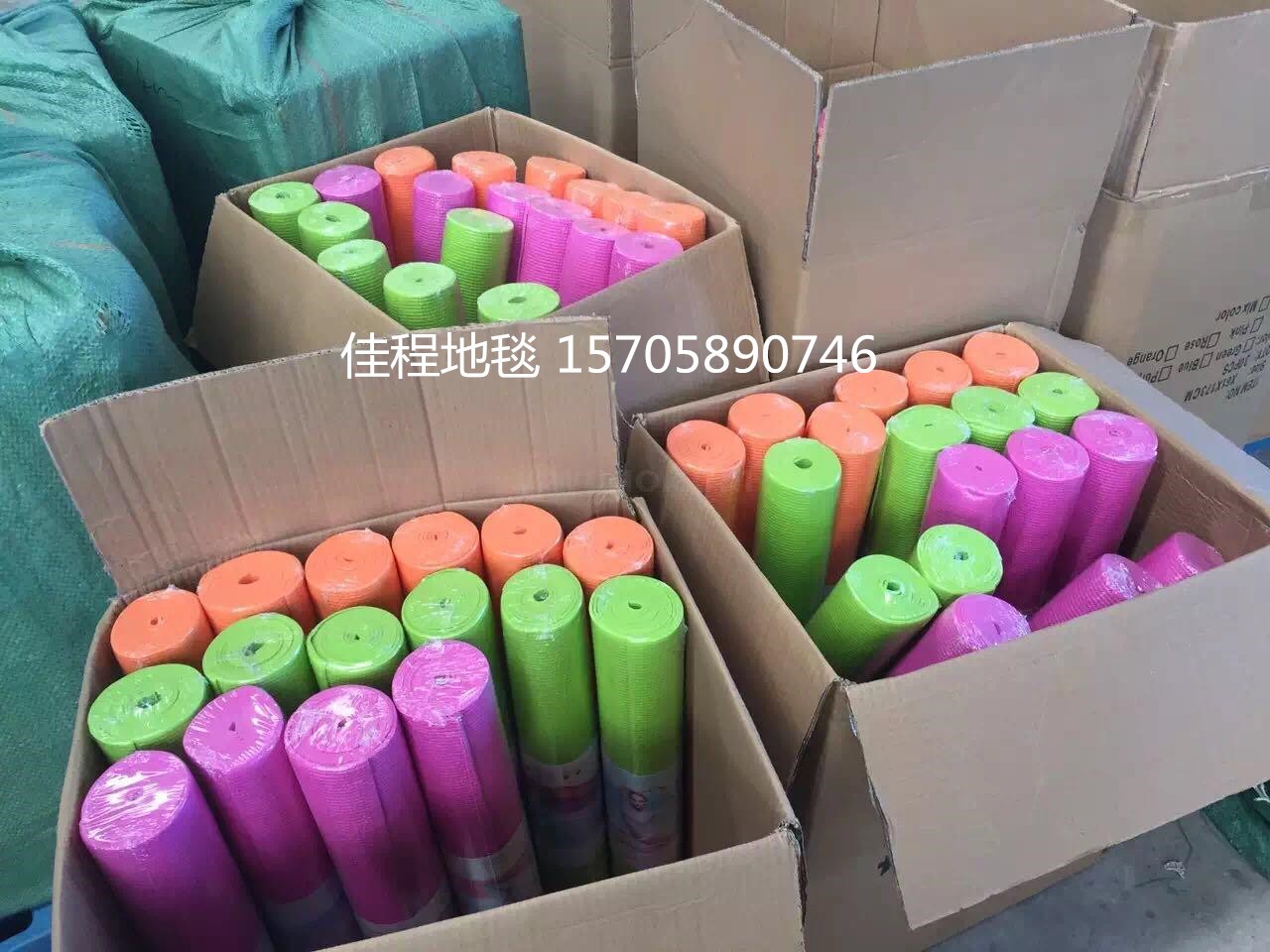 热卖3mm厚瑜伽垫打坐垫运动防滑垫素色瑜伽垫室内运动垫PVC瑜伽垫练习垫防滑垫防摔垫61*173cm详情1