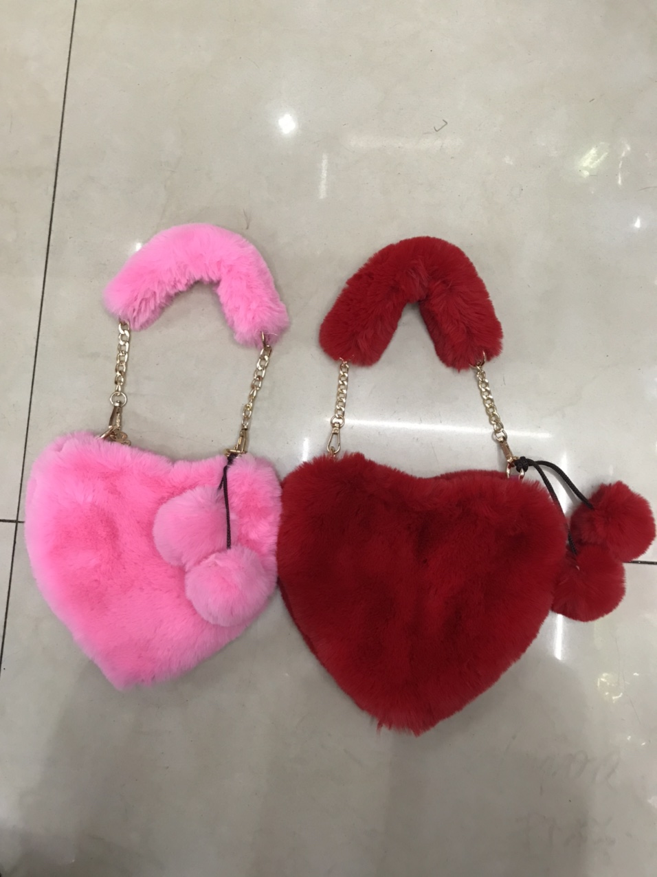 Heartwarming plush bag