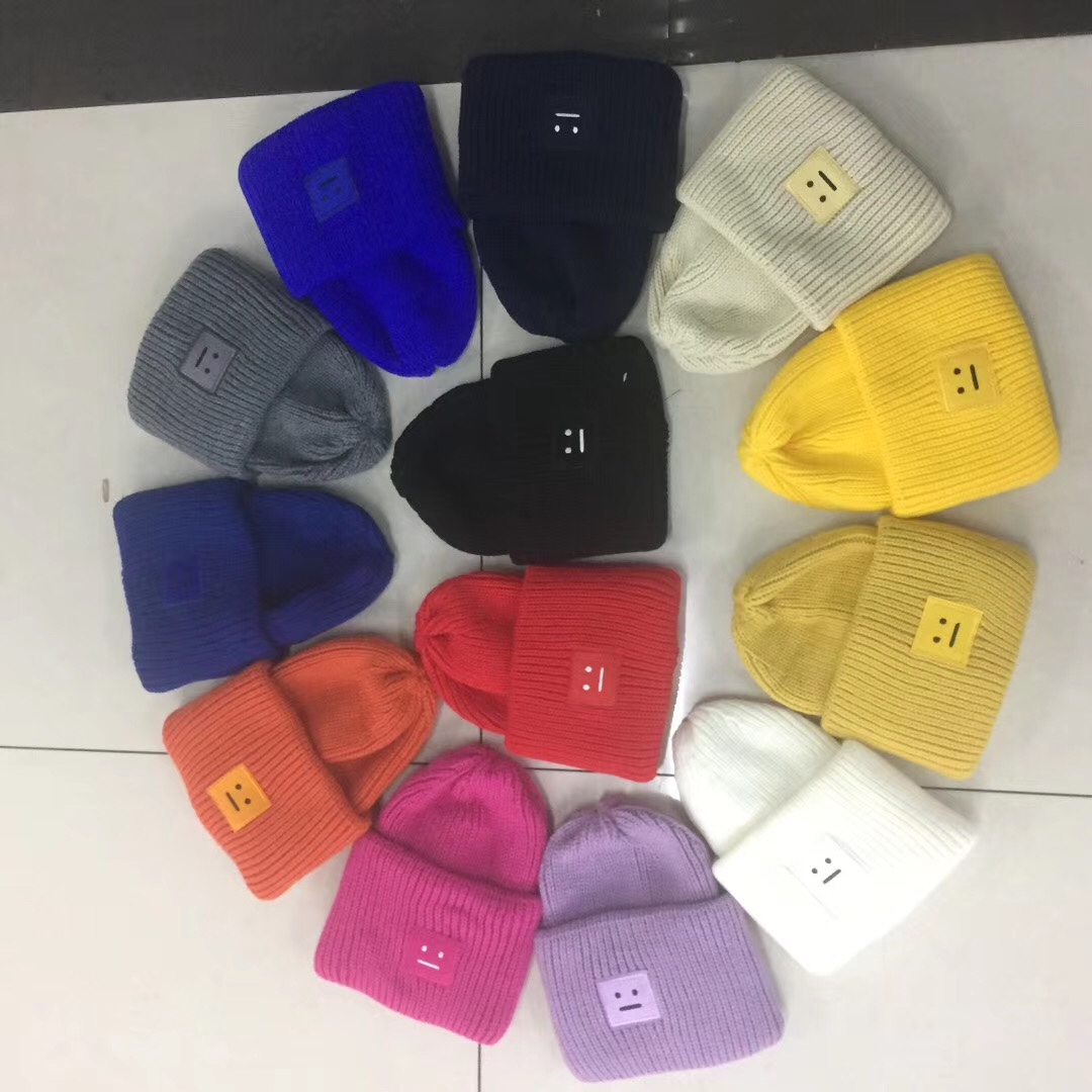 New autumn and winter women's hats: Korean-style fashionable knitted hats, trendy smiling hats, cute and versatile woolen hats Item Picture