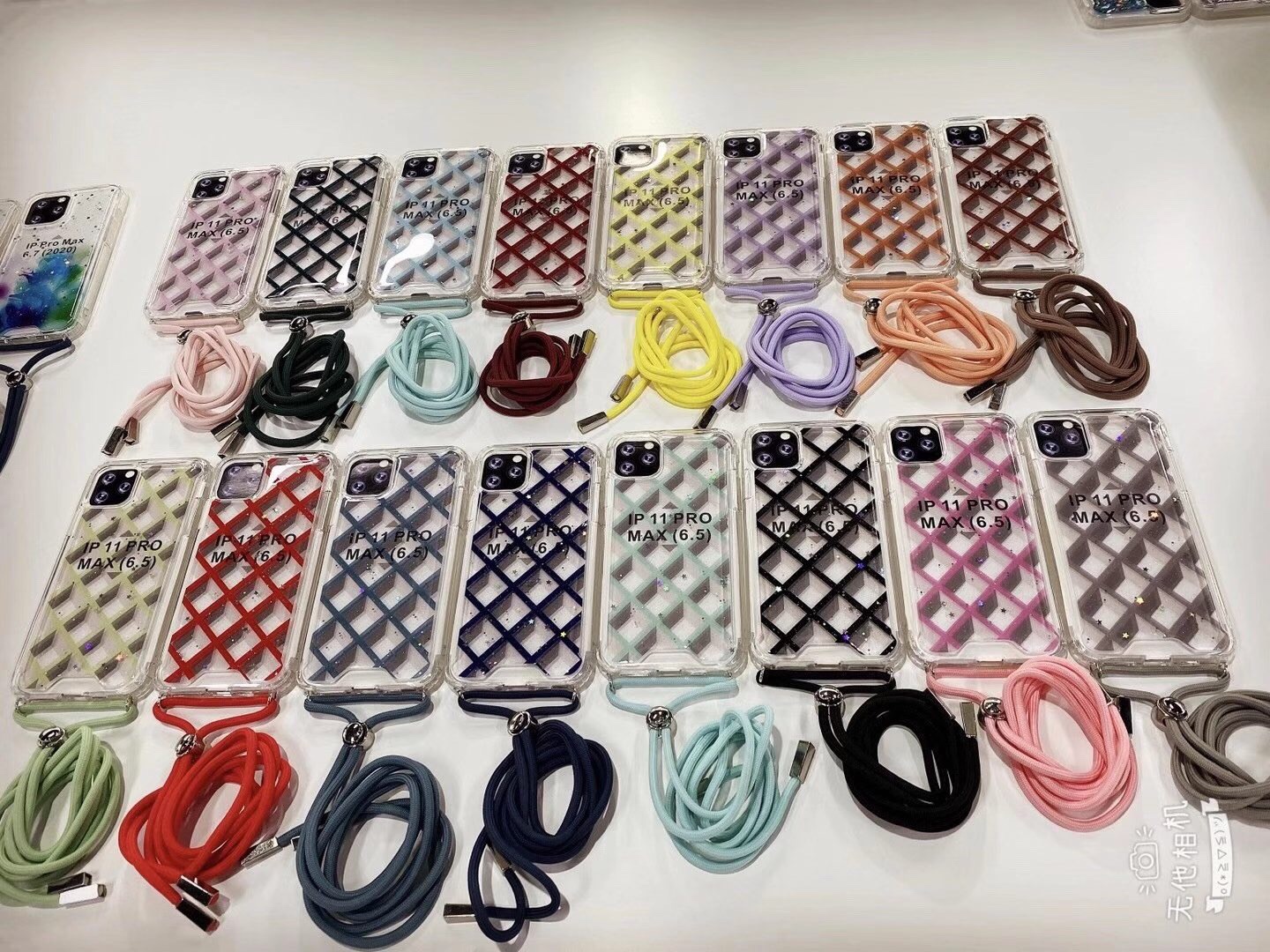 Lanyard phone case detail image 7