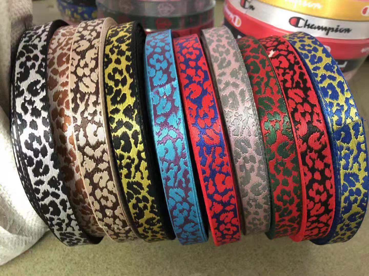 Customized logo jacquard mobile phone lanyard with lobster buckles undefined