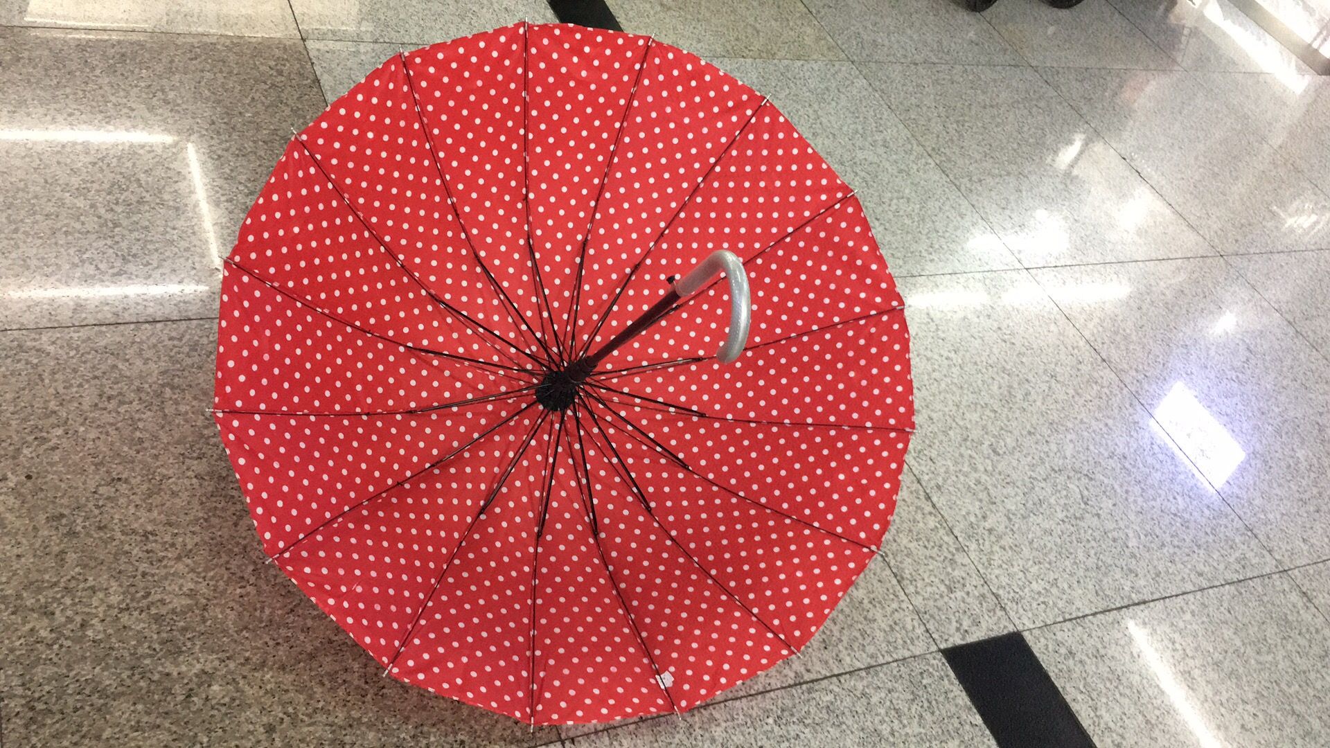 55CM16K tinted automatic umbrella, windproof, rainproof and UV-proof, direct sales from the manufacturer of export umbrellas Specification image