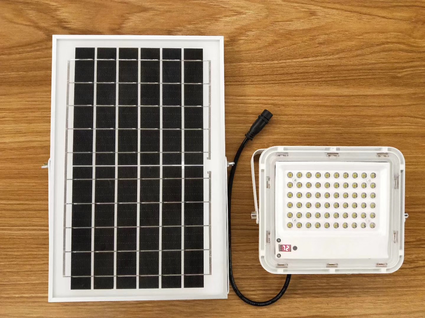 50W, 100W, 150W, 200W solar floodlights, item number -19459 Specification image