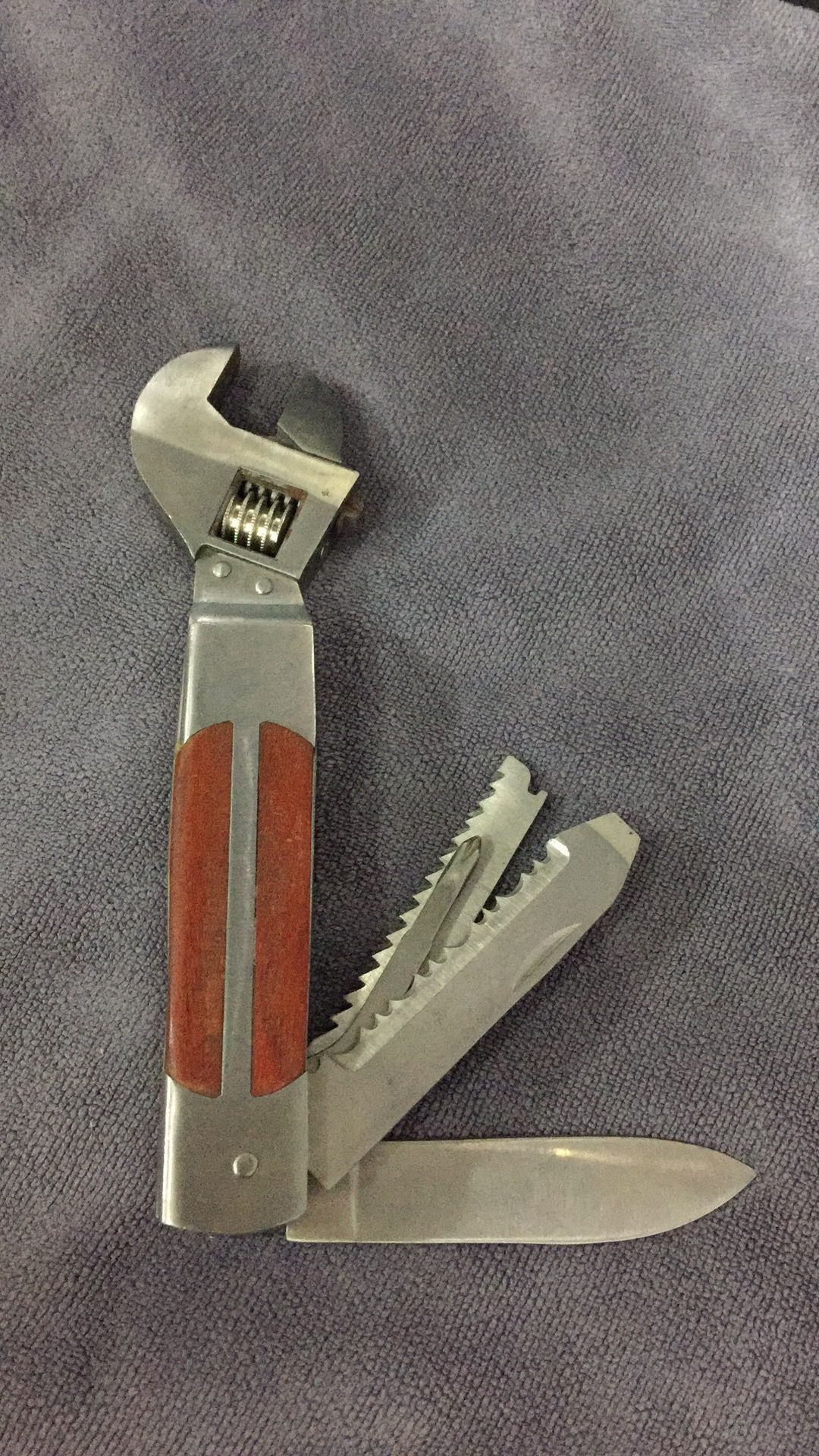 Multi - function mahogany pliers thumbnail