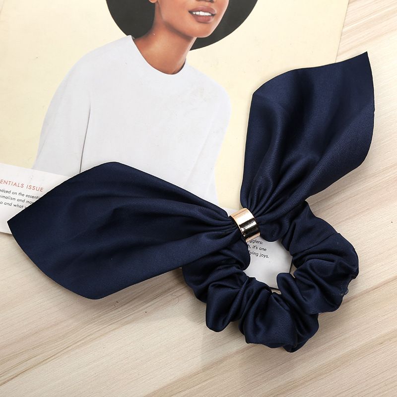 Wholesale of new spring European and American fashion bow hair bands, creative metal buckle hair ropes and fabric hair accessories Application Scenario