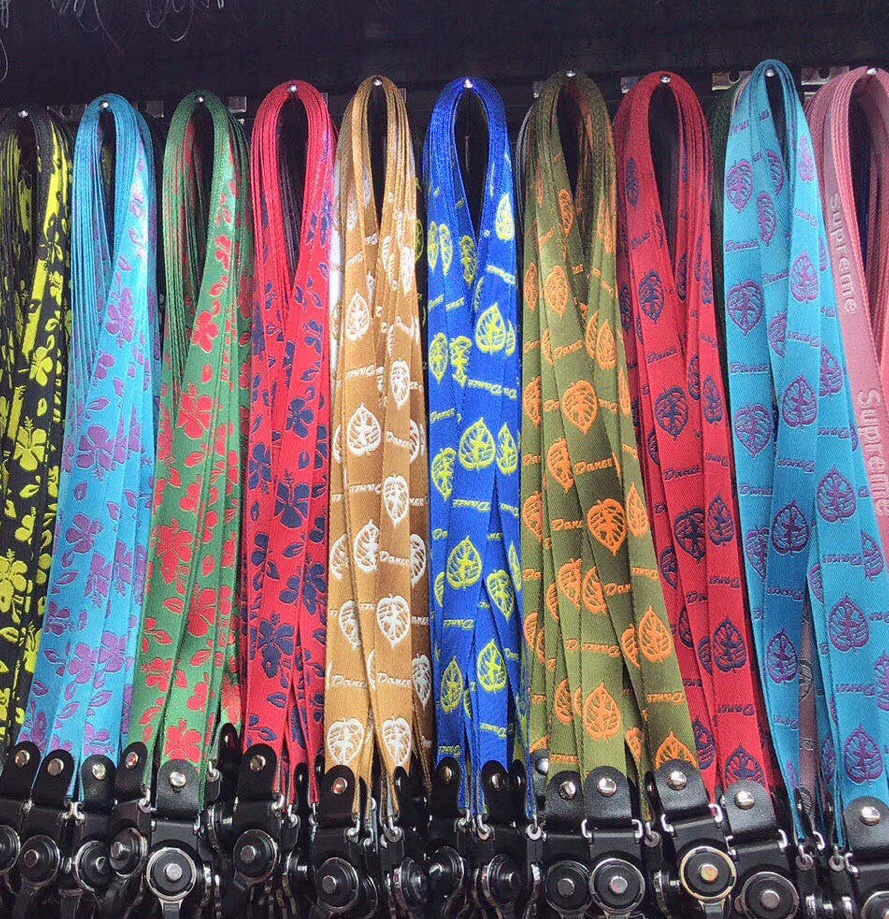 Customized logo jacquard mobile phone lanyard with lobster buckles detail image 7