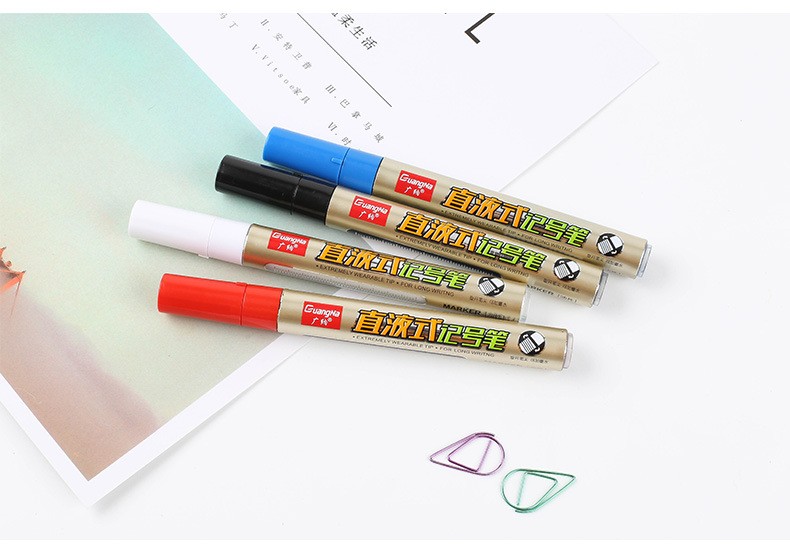 The Guangna oil-based large-capacity ink-refilling marker pen MK400 is black and white with a large head. The pen on the box head cannot be wiped off detail image 14