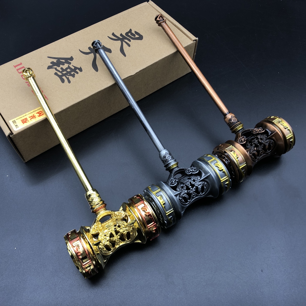 斗罗兵器闪灯炫彩20厘米大陆昊天锤合金模型玩具